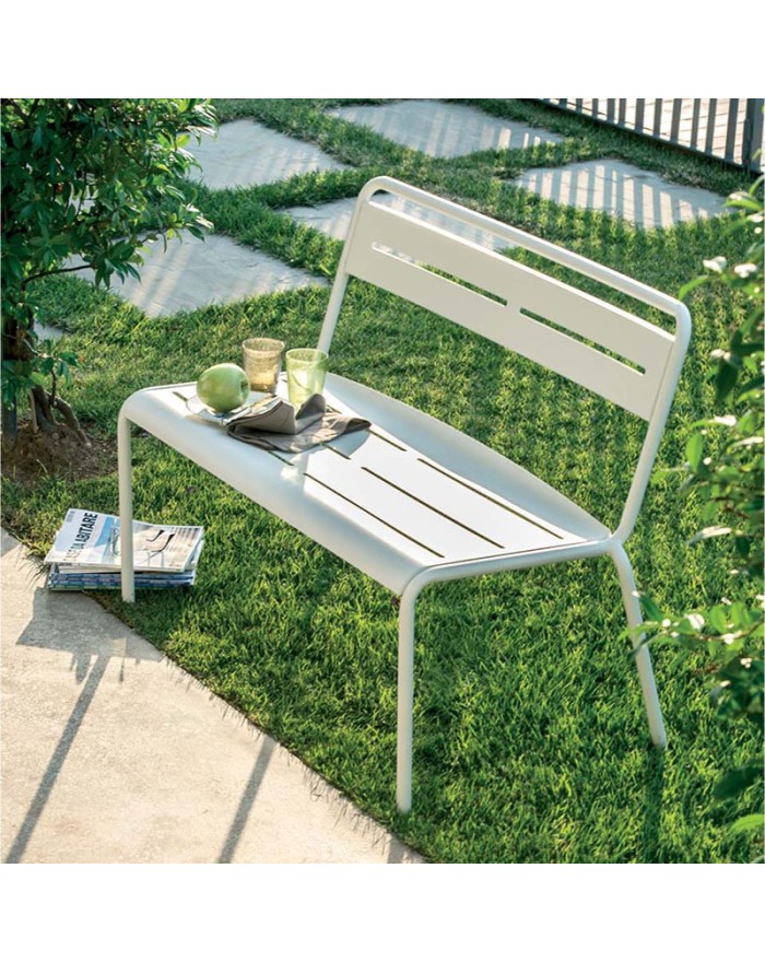 U Star White outdoor sofa