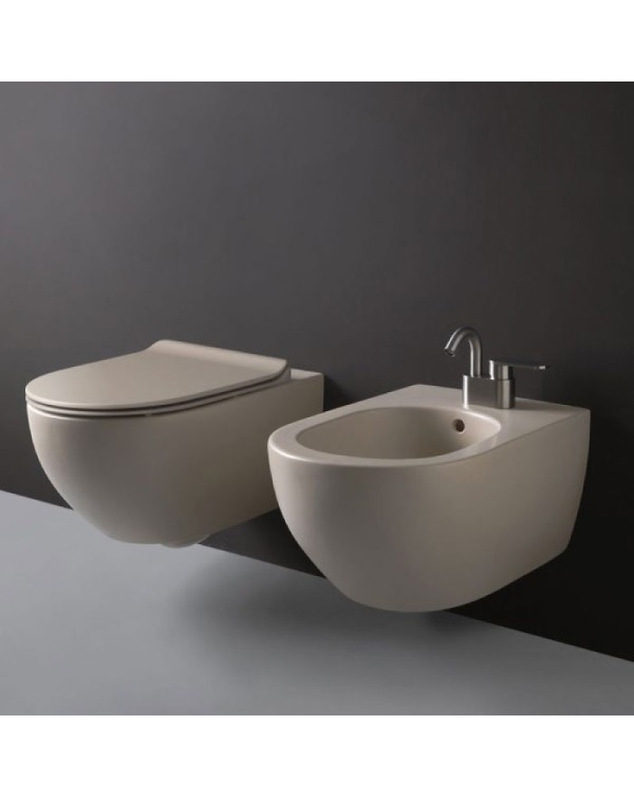 Ceramica Flaminia App wall-hung toilet with white Goclean