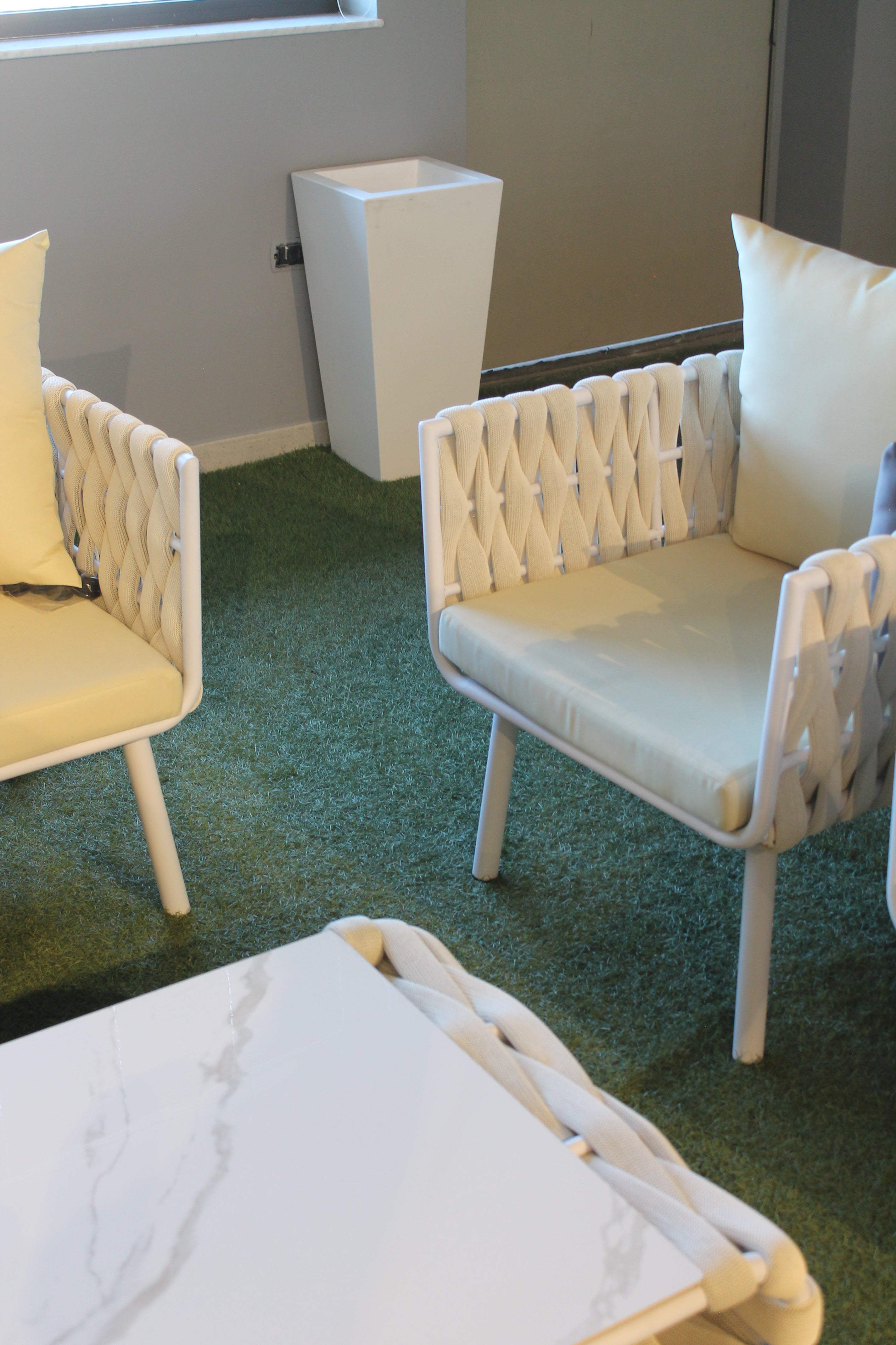 Comenido Tex Set bianco – Salotto da esterno in alluminio e corda