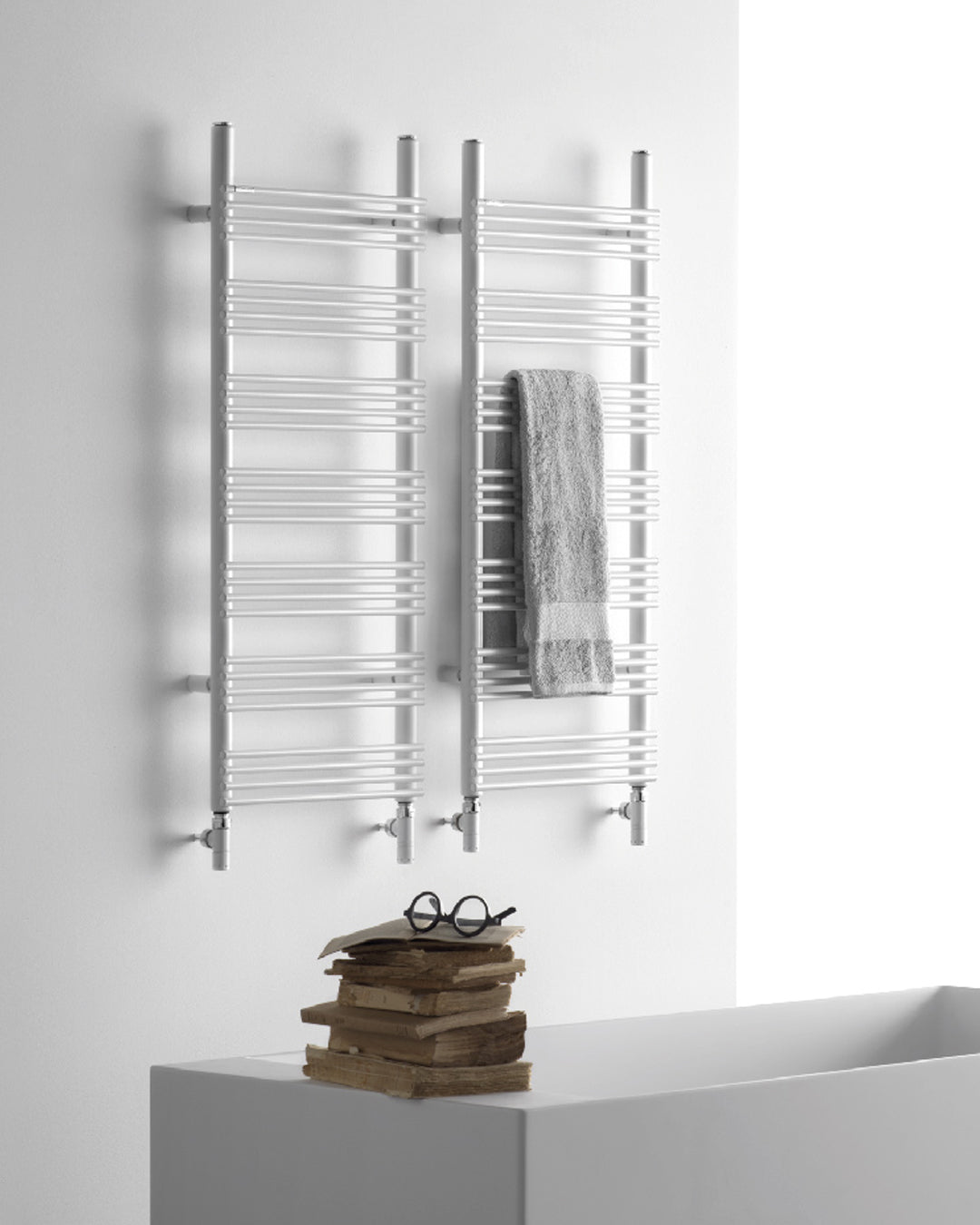 Antrax - Radiatore Rabbit 13 scaldasalviette 105,2 x 48,5 cm bianco Lucido - RBT13048105_BIAN