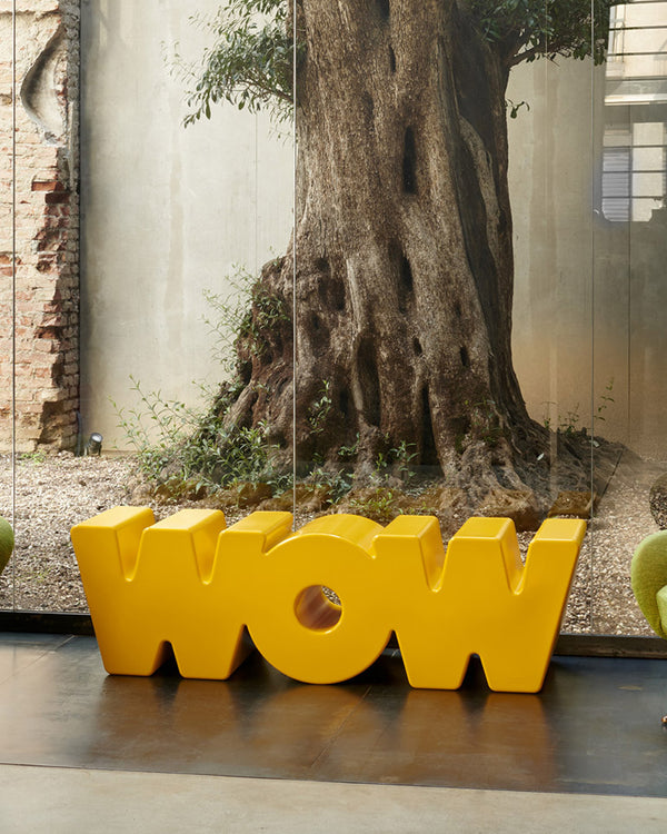 Slide Wow panca design calligrafico polietilene